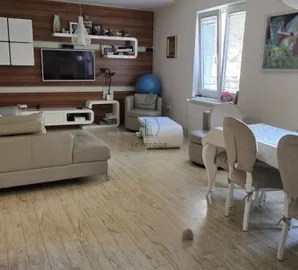 Slavija, Vračar, Beograd, 3.0 stan | 4zida.rs