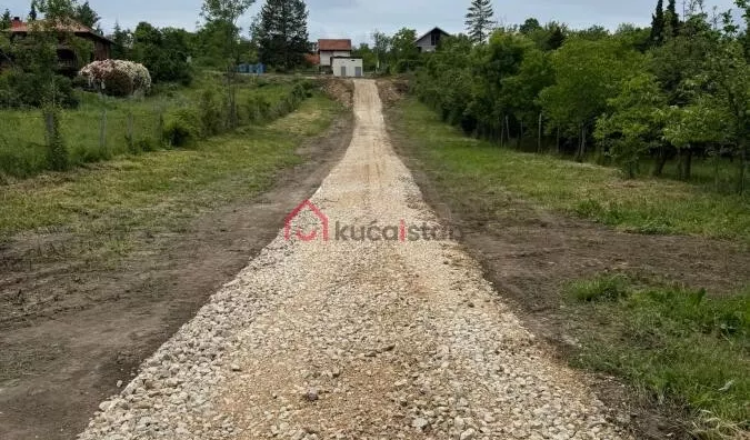 Plac | 4zida