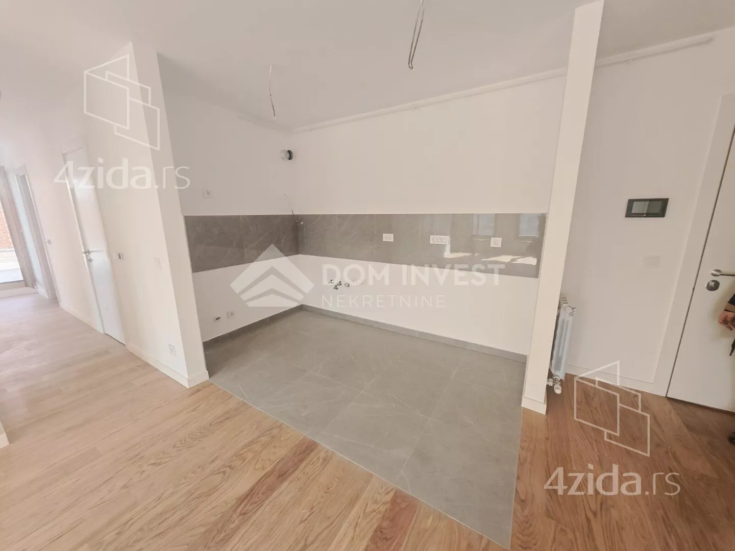 Troiposoban stan | 4zida