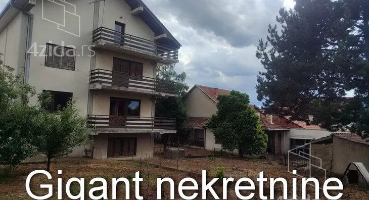 3-etažna kuća | 4zida