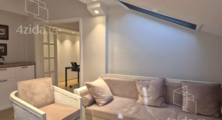 Četvoroiposoban stan | 4zida