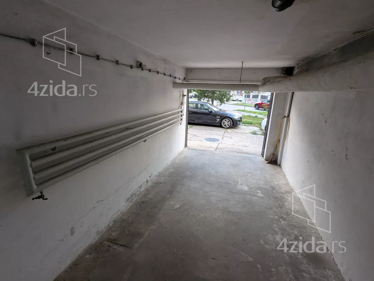 Garaža | 4zida