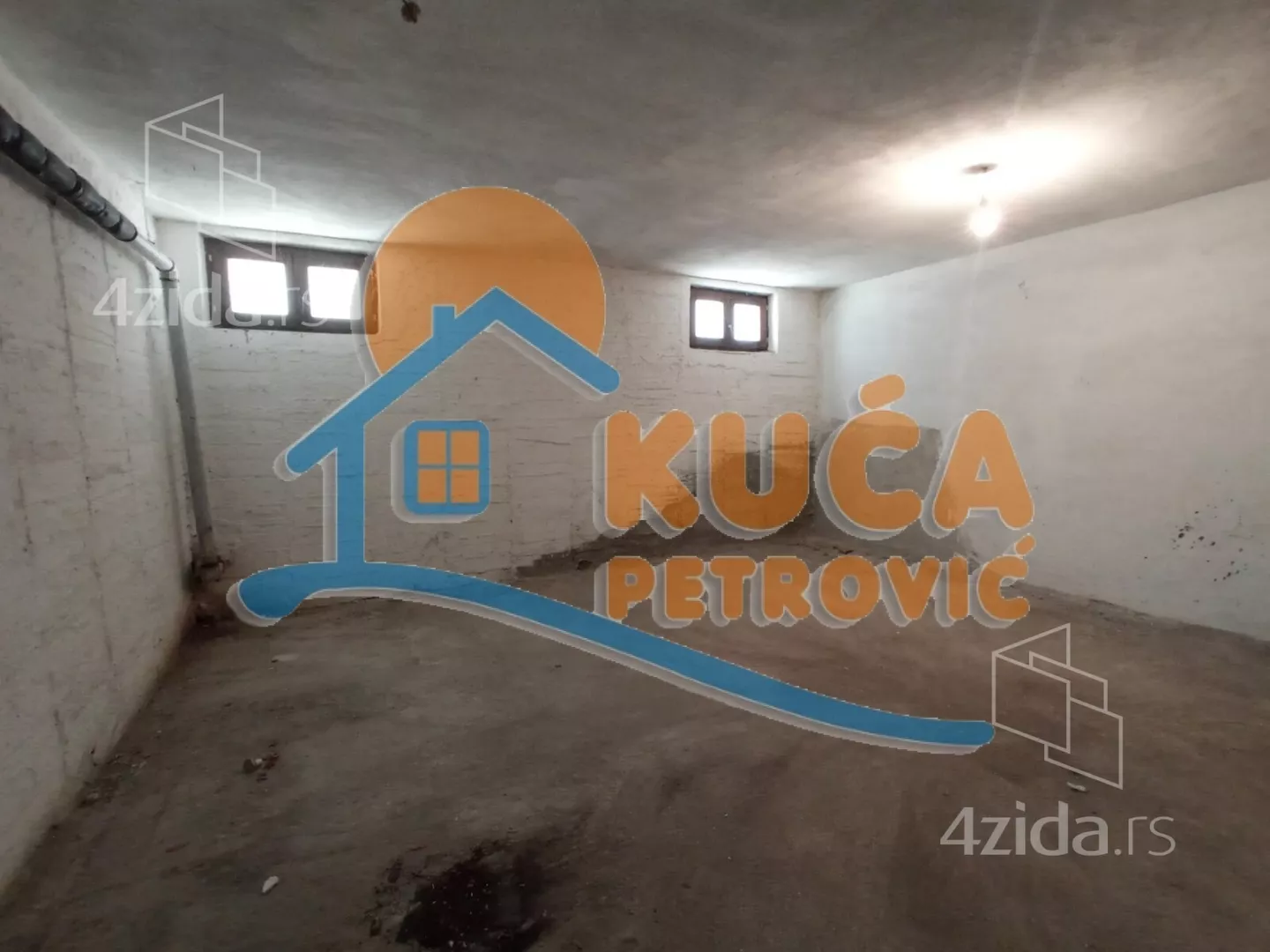 Lokal | 4zida