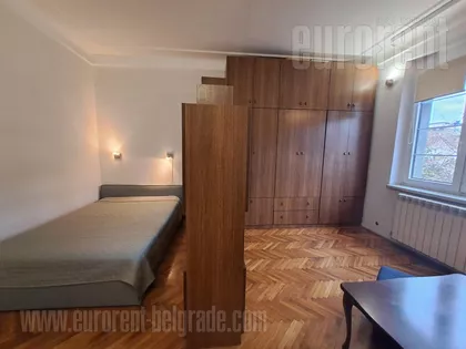 CENTAR | 4zida.rs