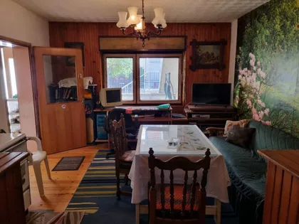 Crveni Krst | 4zida.rs