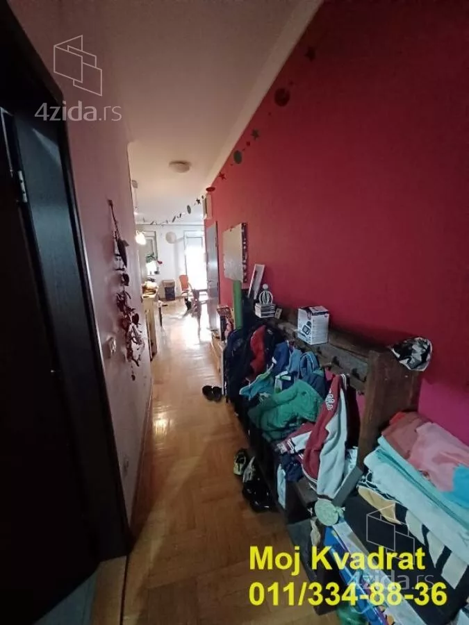 Četvoroiposoban stan | 4zida