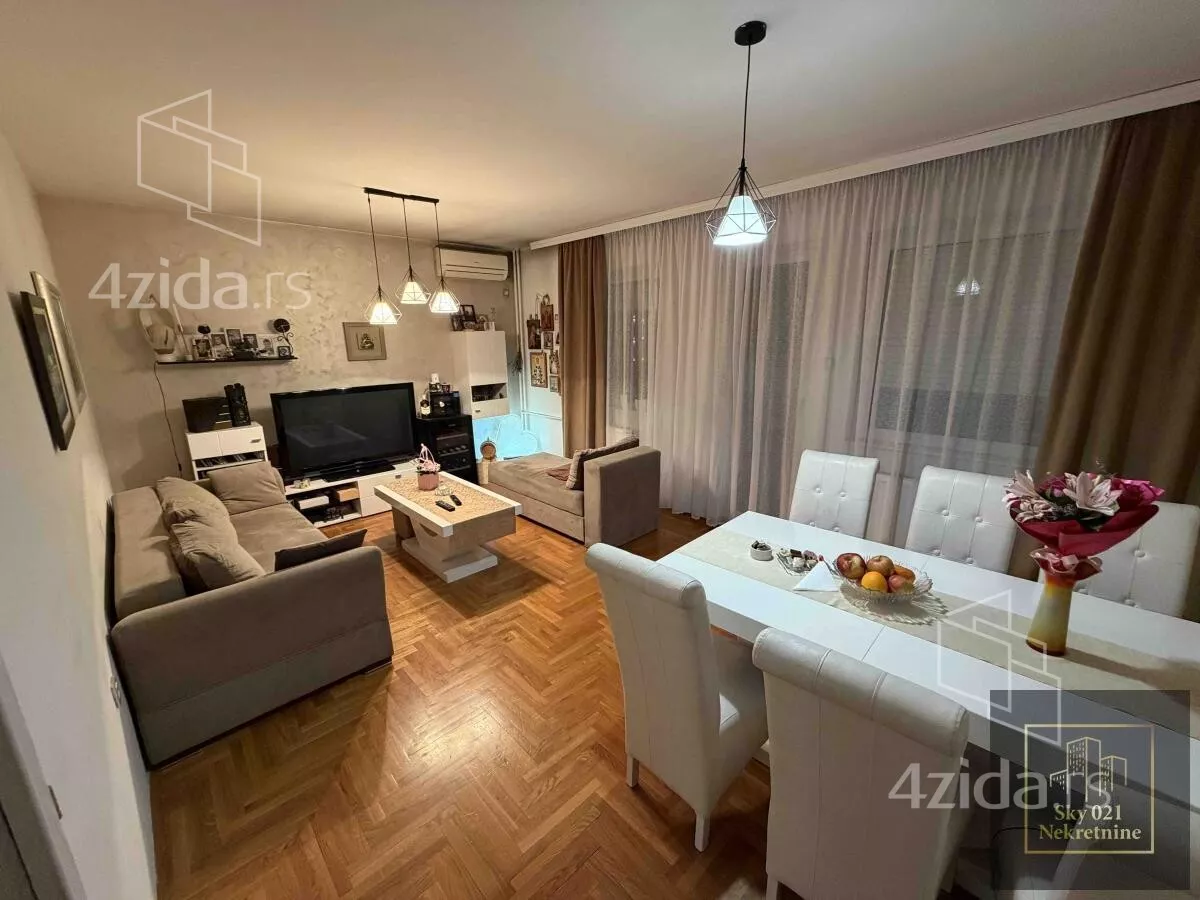 Troiposoban stan | 4zida