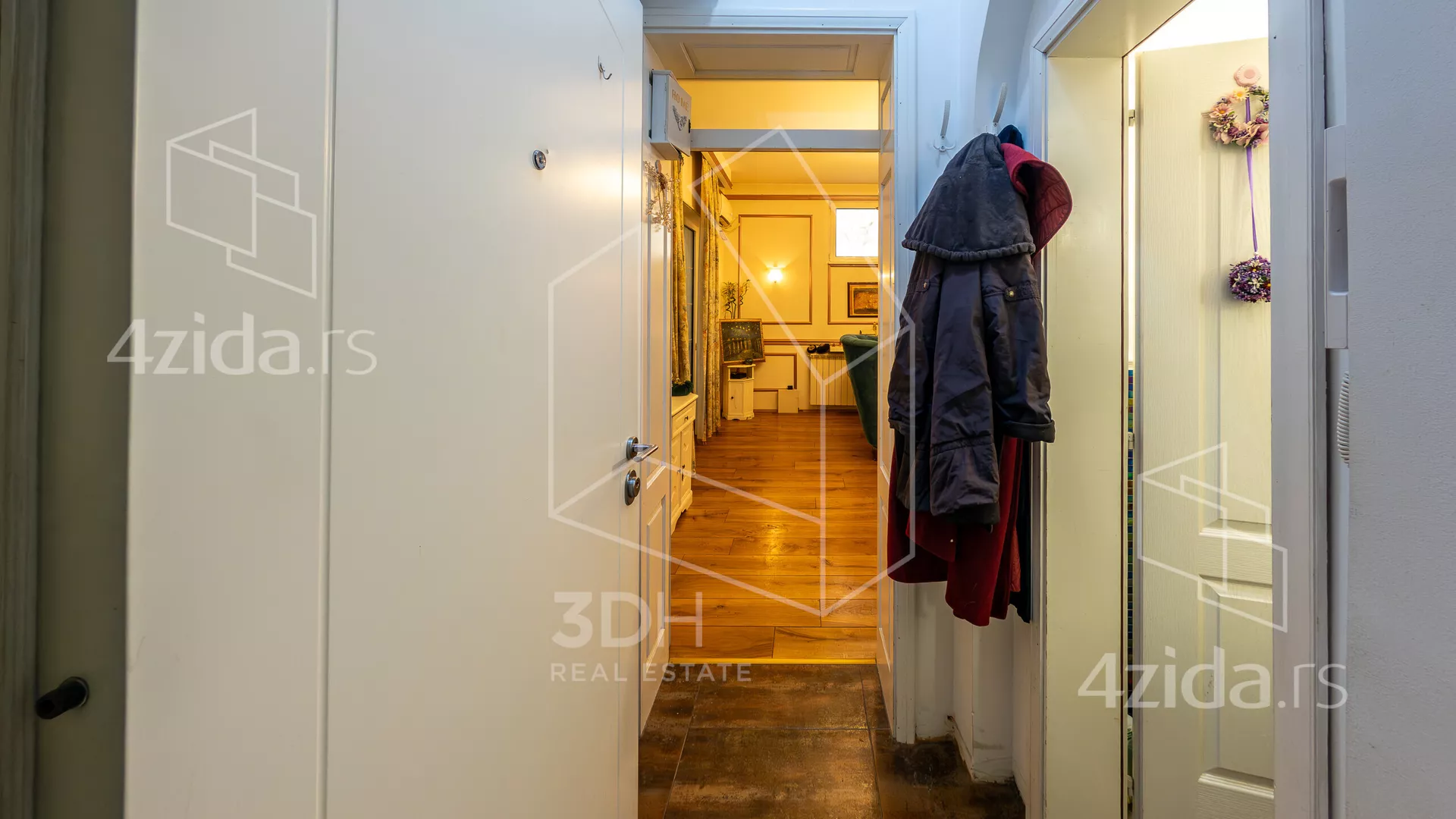 Četvorosoban stan | 4zida