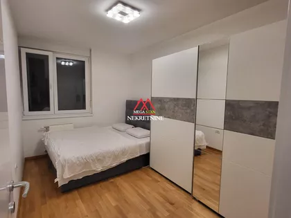 Heroja Pinkija | 4zida.rs