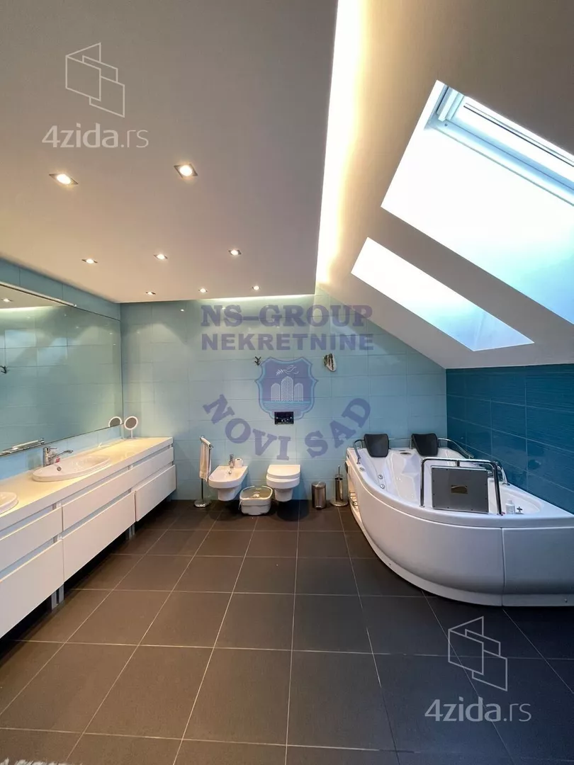 Sedmosoban stan | 4zida