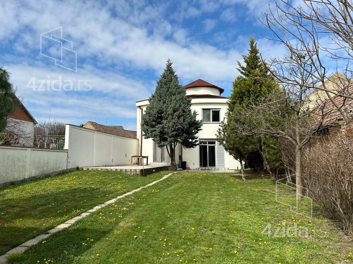 3-etažna kuća | 4zida