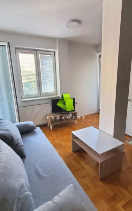 Čair | 4zida.rs