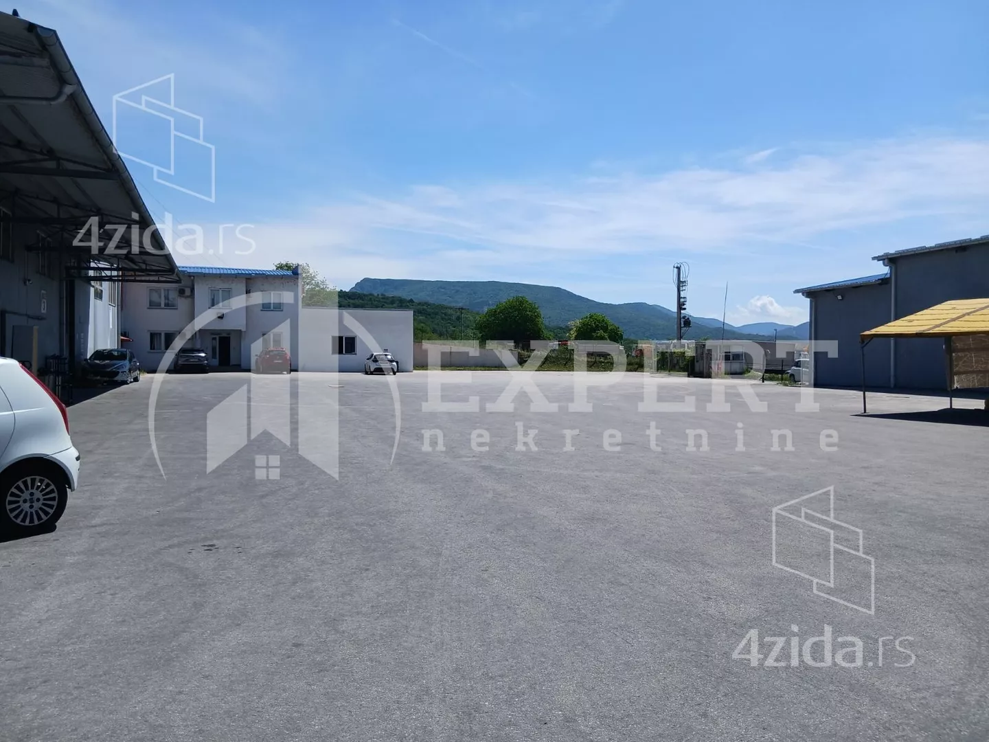 Lokal | 4zida
