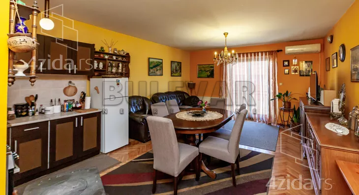 3-etažna kuća | 4zida