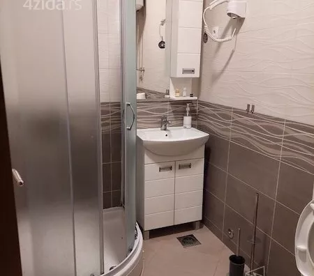 Turistički objekat | 4zida