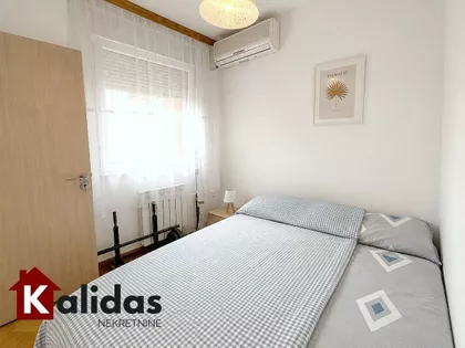 Cara Dušana | 4zida.rs