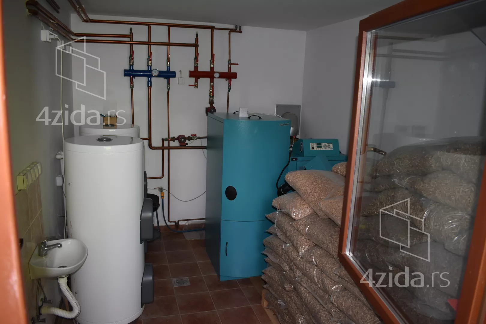 4-etažna kuća | 4zida