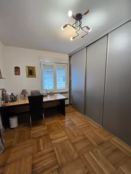 Varovnička | 4zida.rs