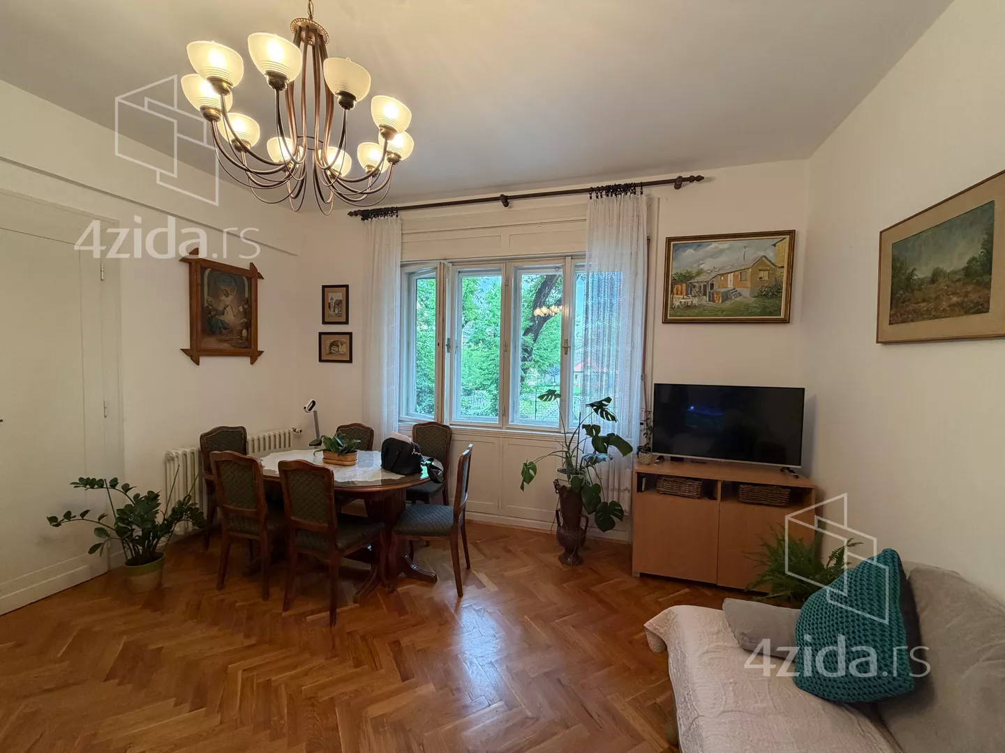 Troiposoban stan | 4zida