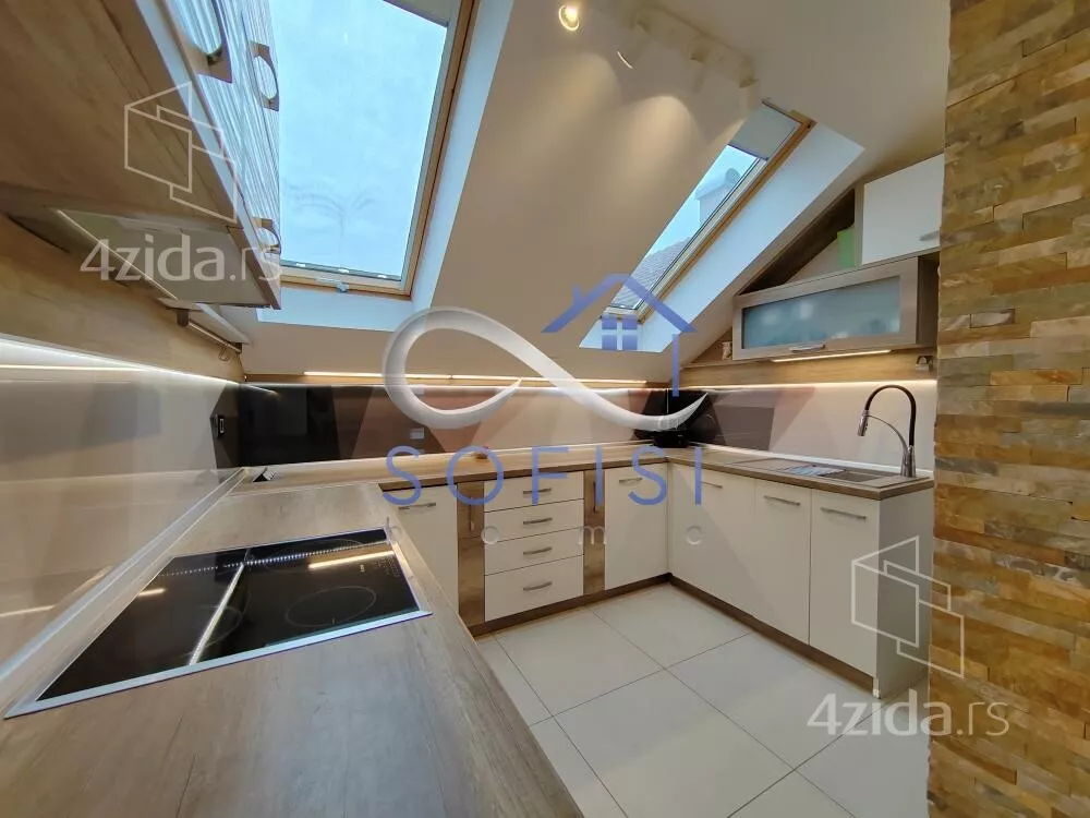 Petosoban stan | 4zida