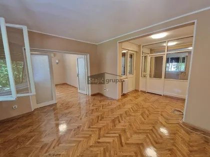 Hadži Ruvimova | 4zida.rs