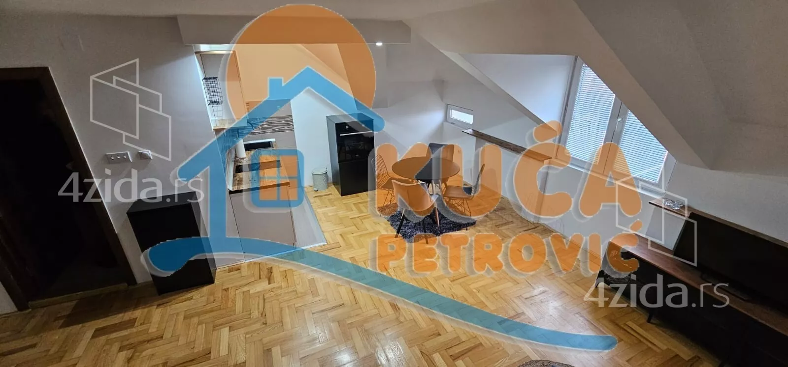 Jednoiposoban stan | 4zida