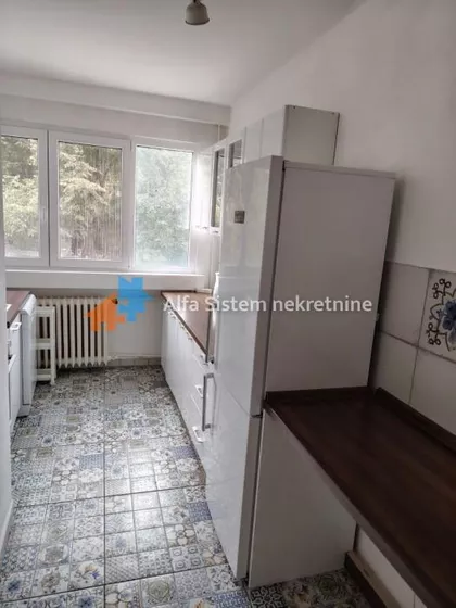 Autokomanda | 4zida.rs