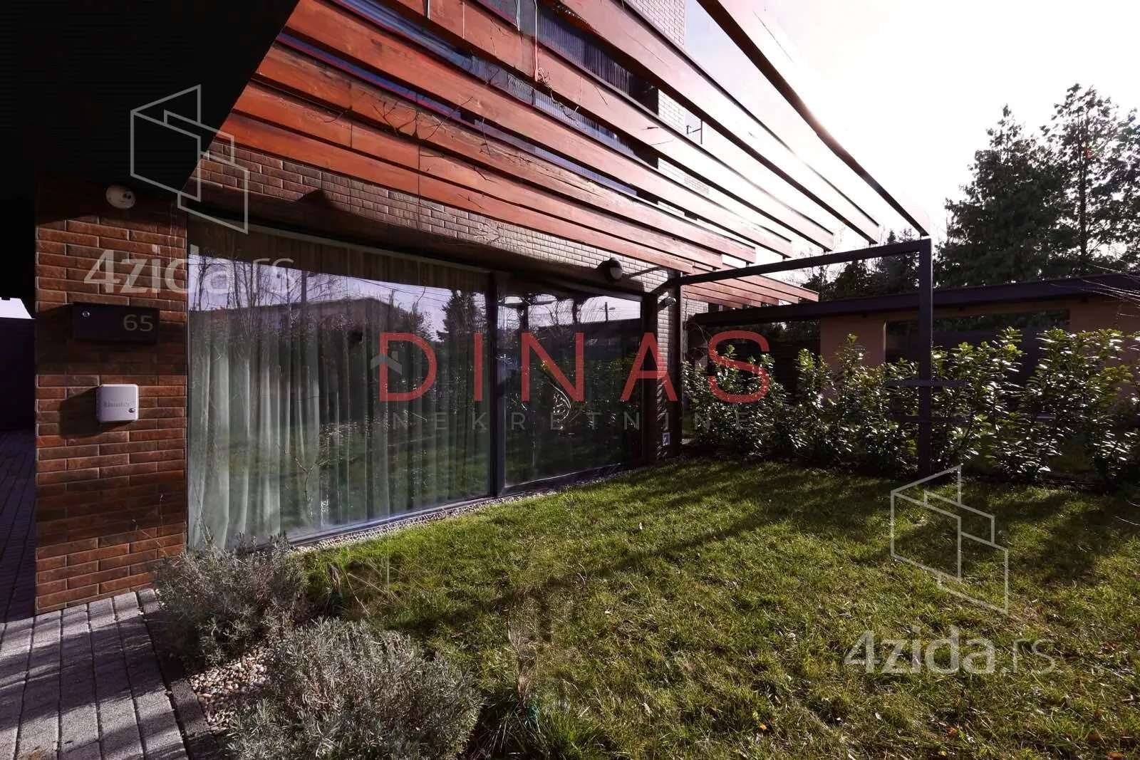 Kuća | 4zida