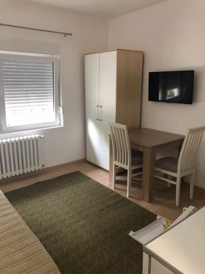 Nikole Uzunovića | 4zida.rs