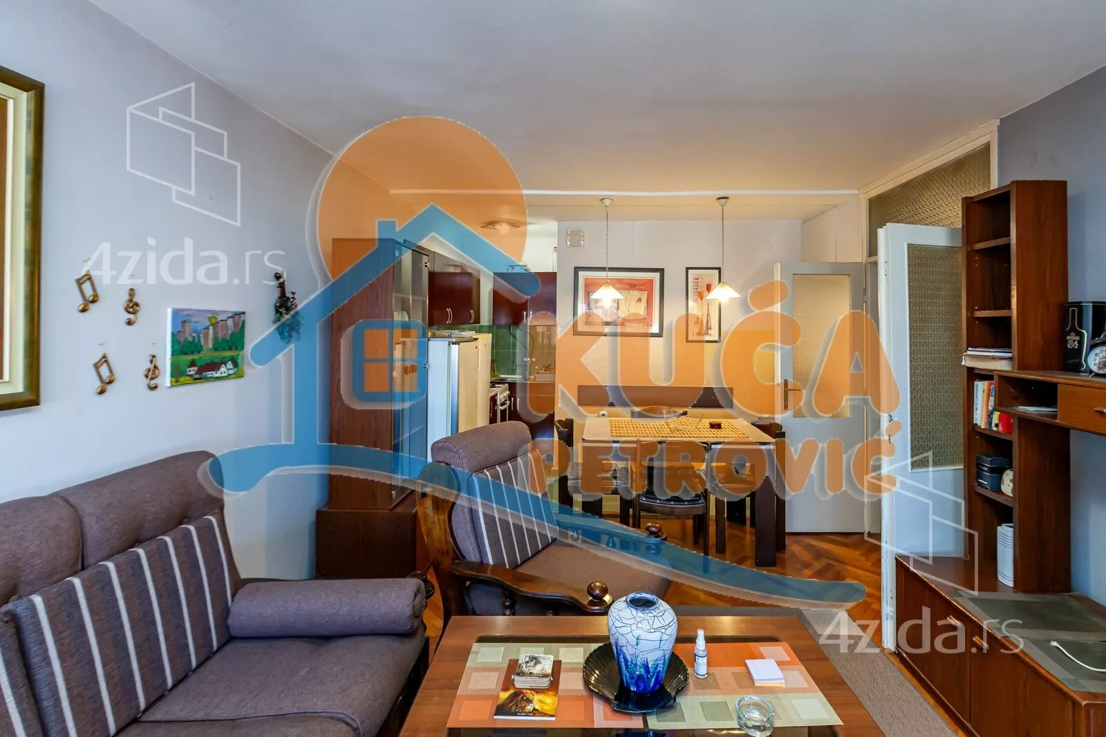 Troiposoban stan | 4zida