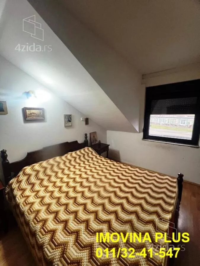 Troiposoban stan | 4zida