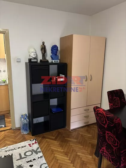 Vere Dimitrijević | 4zida.rs