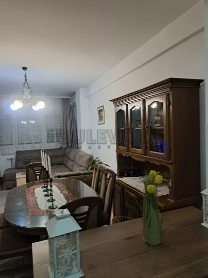 Prešernova | 4zida.rs