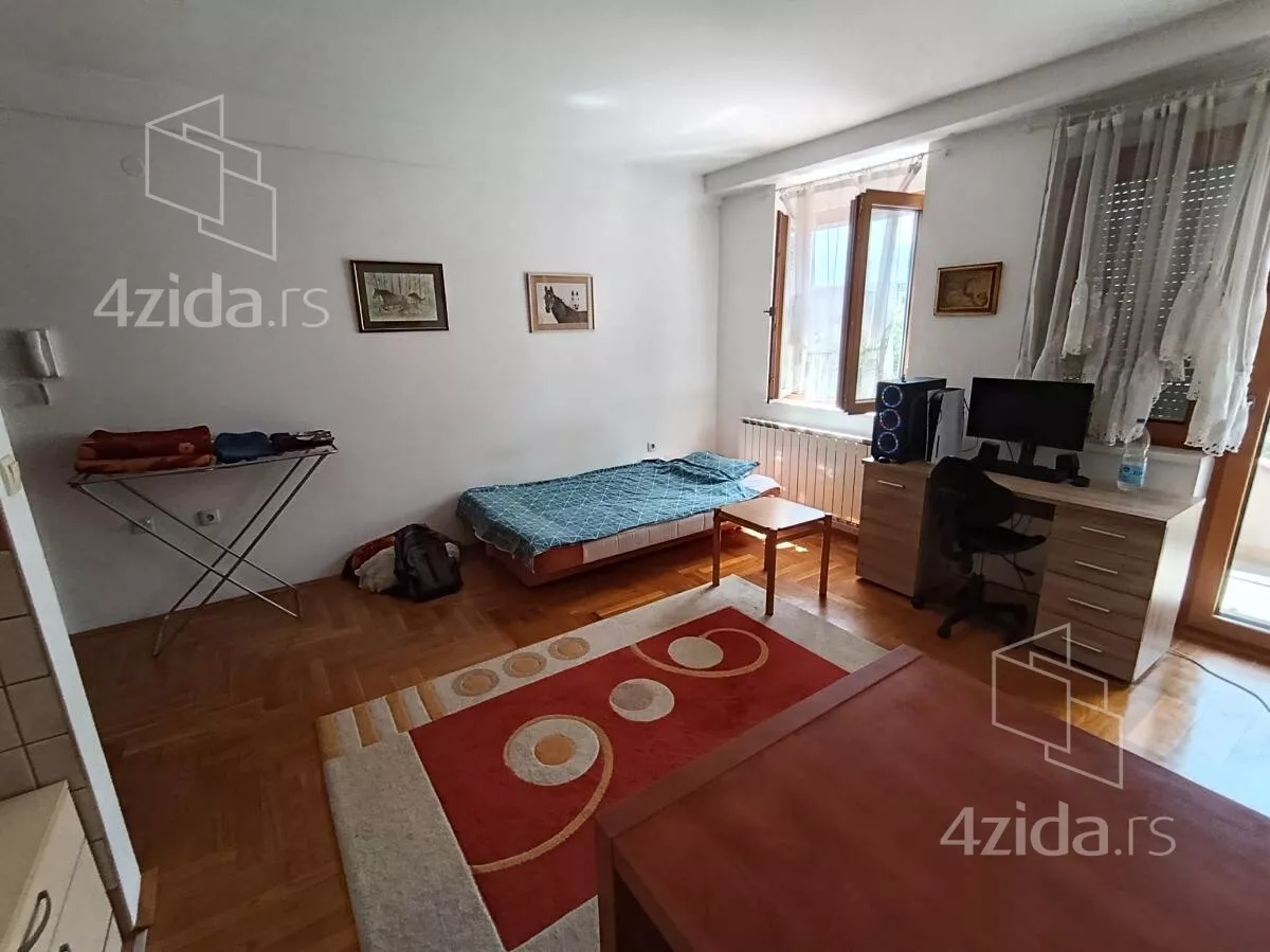 Garsonjera | 4zida