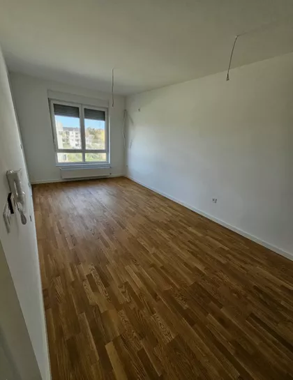 Novo Naselje | 4zida.rs