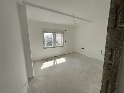 Bulevar Medijana | 4zida.rs