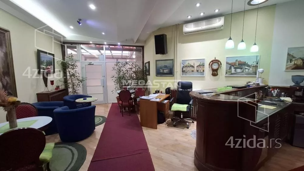 Poslovni prostor | 4zida