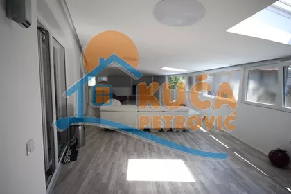 Cara Dušana | 4zida.rs