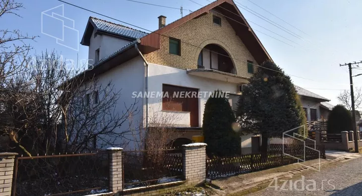 Kuća | 4zida
