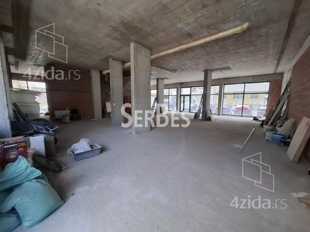 Lokal | 4zida