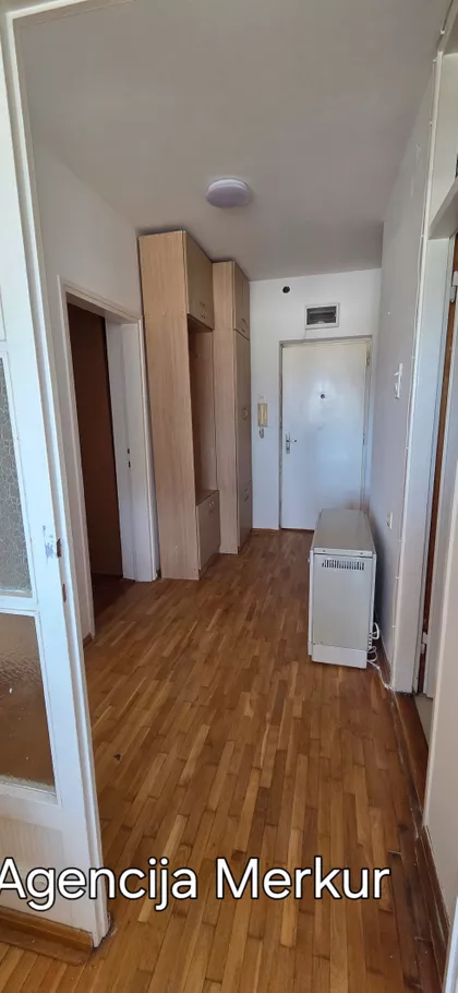 Trg Kralja Petra Prvog Oslobodioca | 4zida.rs