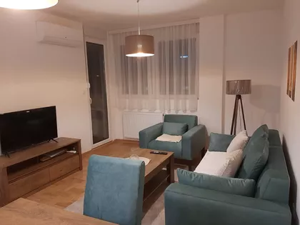 Kej Mike Paligorića 24 | 4zida.rs