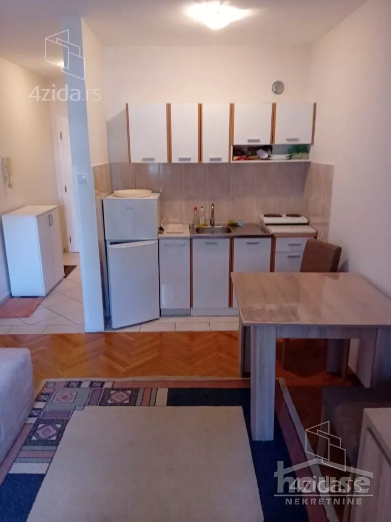 Garsonjera | 4zida