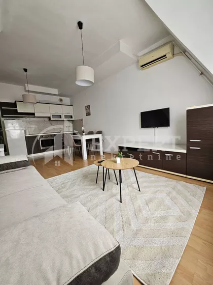 Obrenovićeva | 4zida.rs