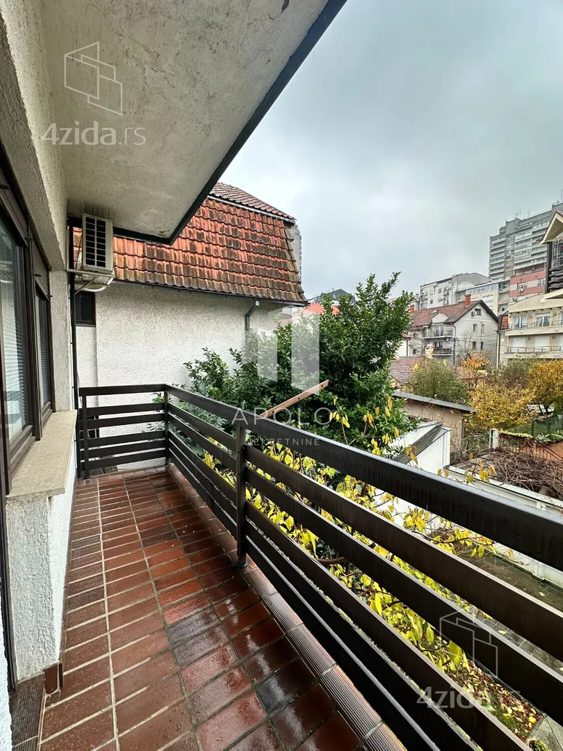 4-etažna kuća | 4zida