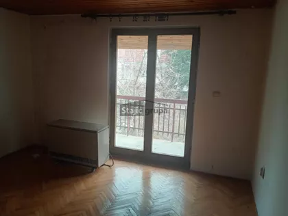 Prištinska | 4zida.rs