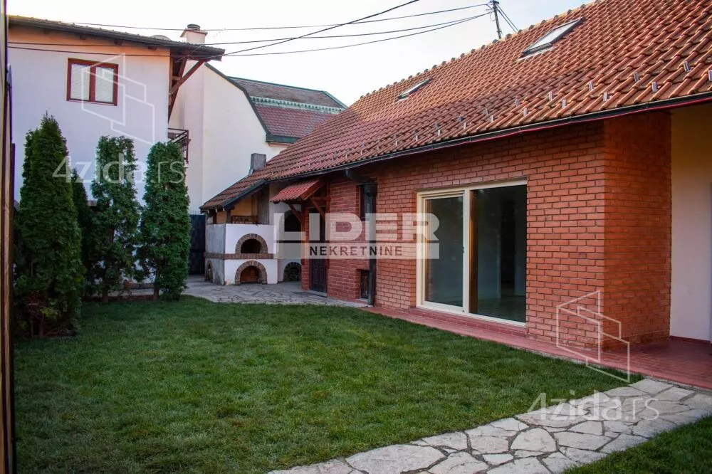 Kuća | 4zida