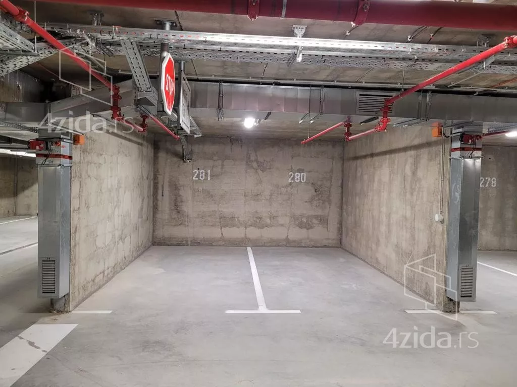 Parking | 4zida