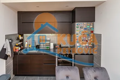 Studenička | 4zida.rs