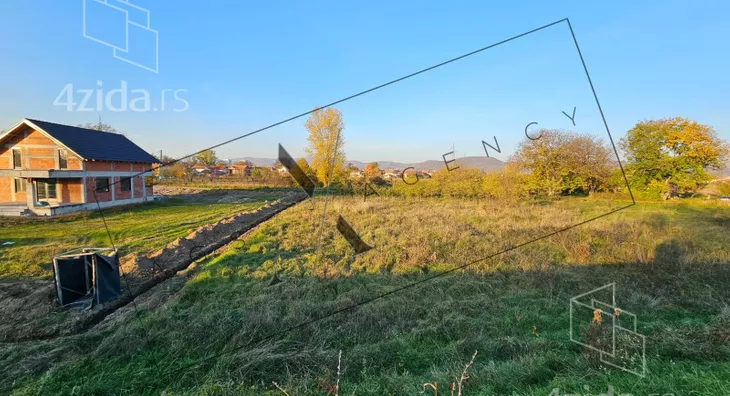Građevinsko zemljište | 4zida